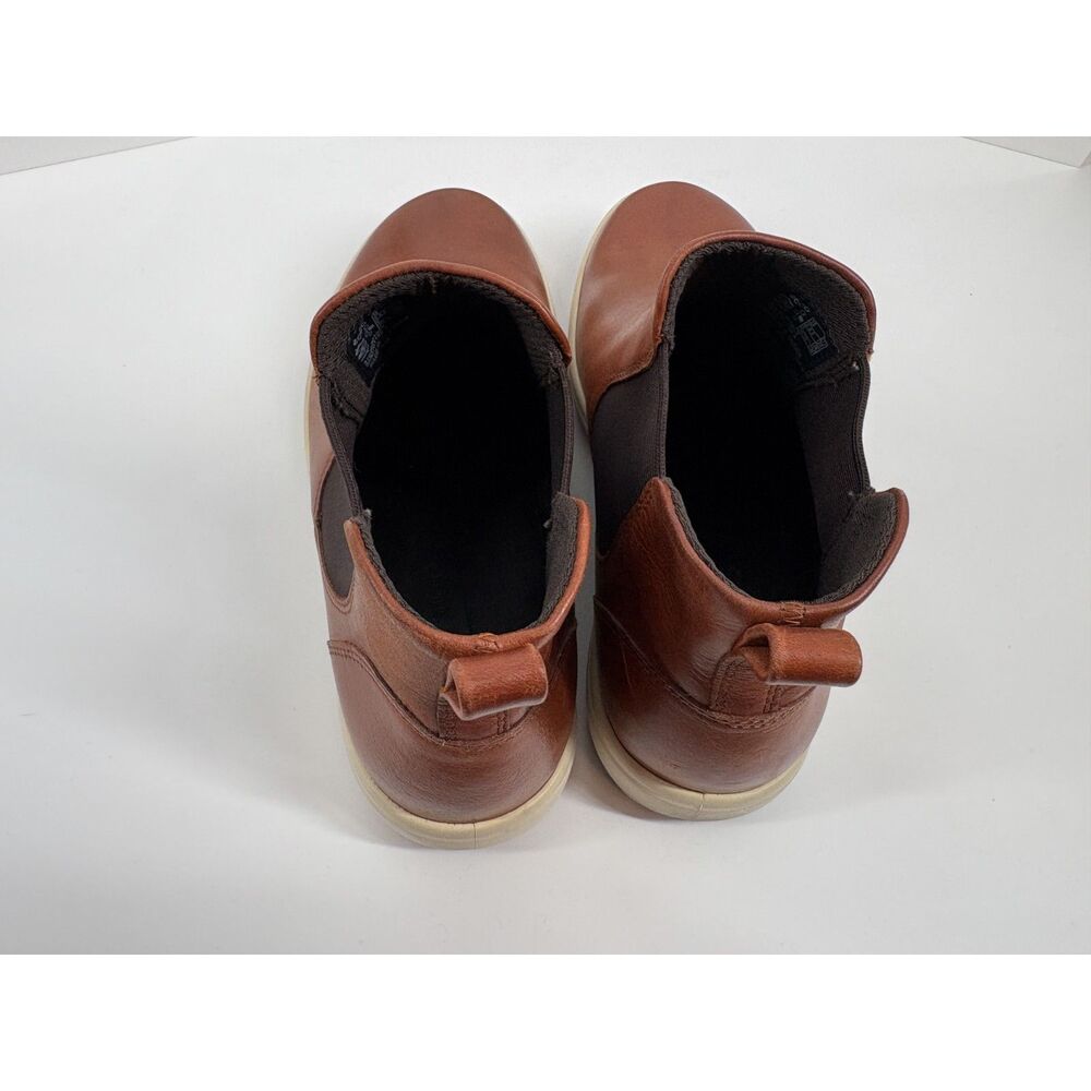 Brown Leather Ankle Boots – Classic Pull-On Style - Picture 2 of 4